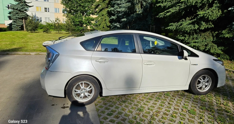 Toyota Prius cena 36600 przebieg: 231993, rok produkcji 2010 z Rzeszów małe 172